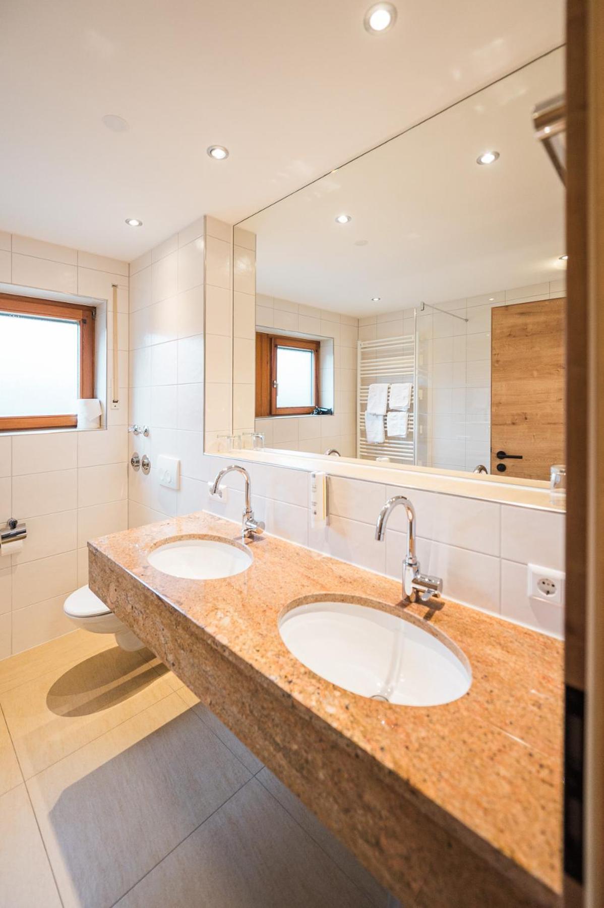 Hotel Goldener Engel Ihringen Luaran gambar