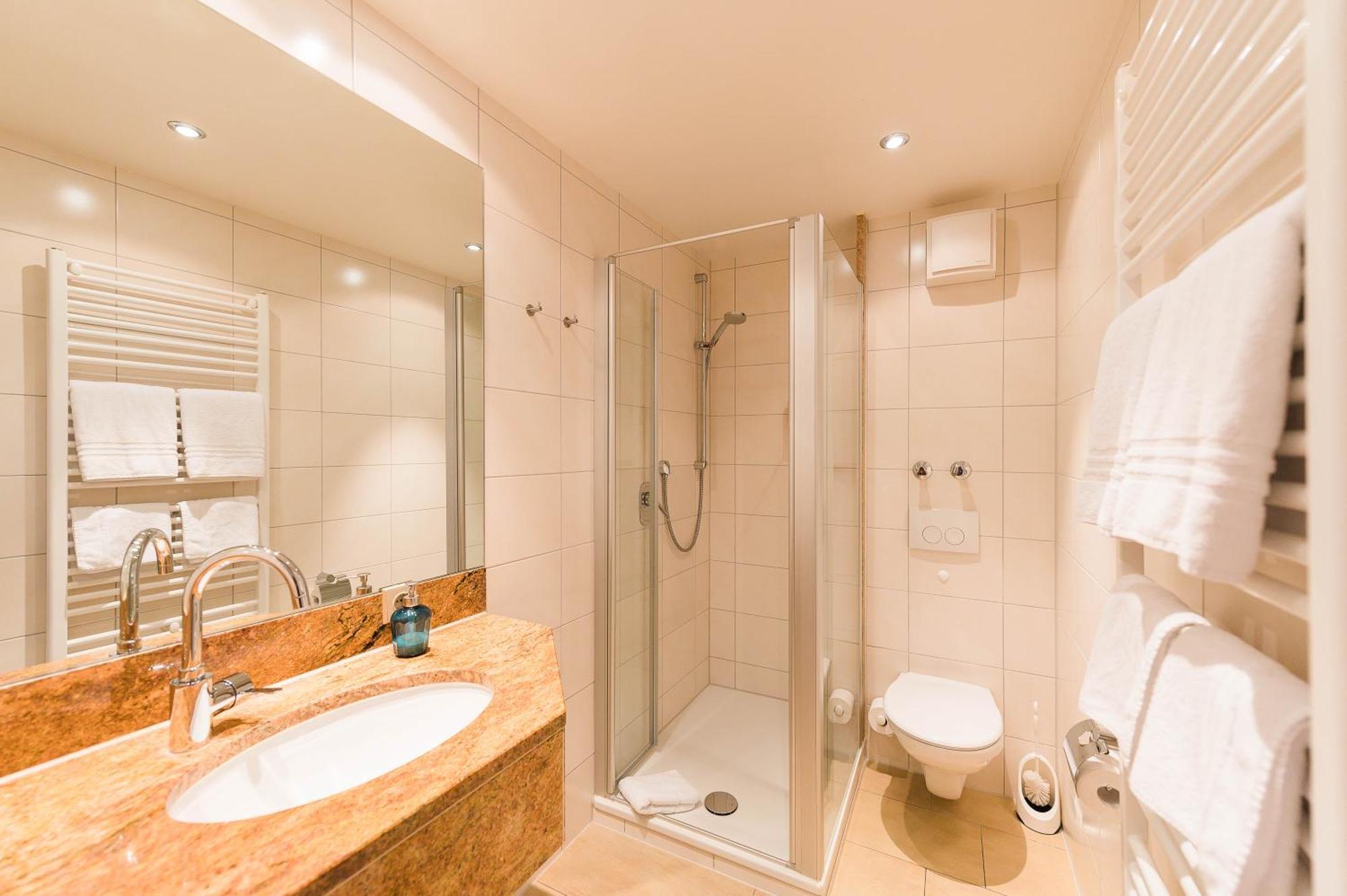 Hotel Goldener Engel Ihringen Luaran gambar